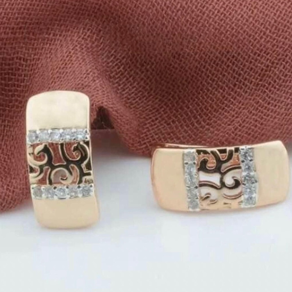 Elegant Gold and Silver Women's Earrings